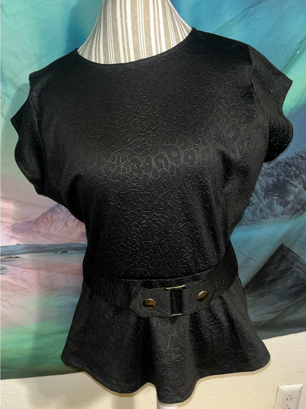 BOLD elements Black Textured Peplum Top with Belt